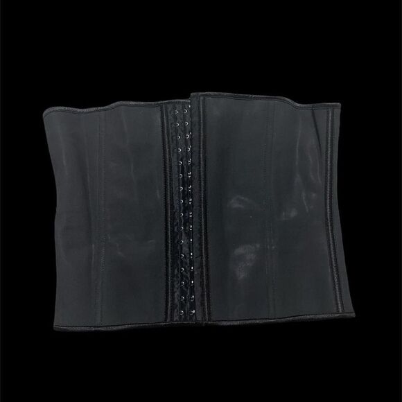women size large body shaper - Picture 1 of 3